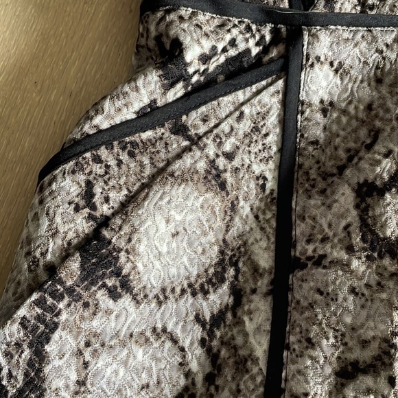 BCBG MAXAZRIA Shana Python Snake Print Strapless Party Dres- 2/XS - Picture 2 of 3